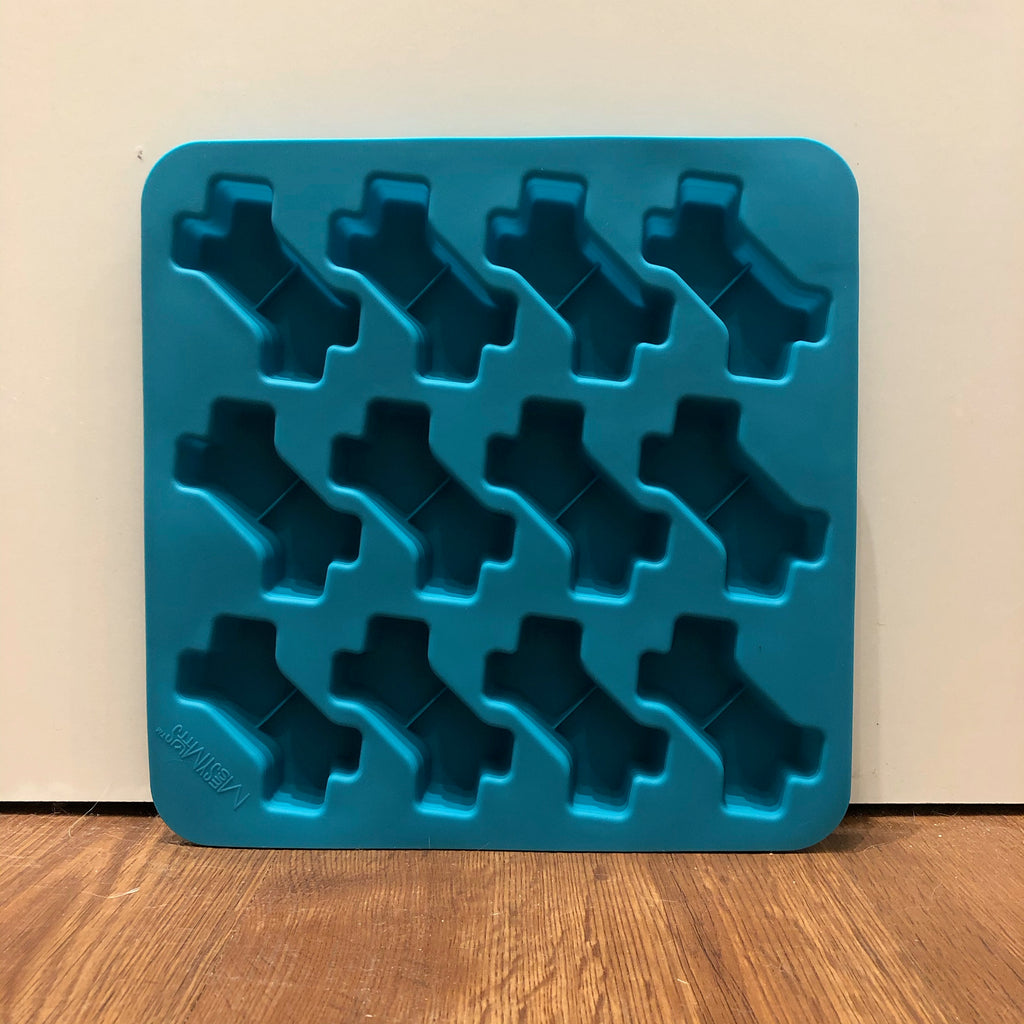 Messy Mutts - Bake & Freeze Treat maker - Blue